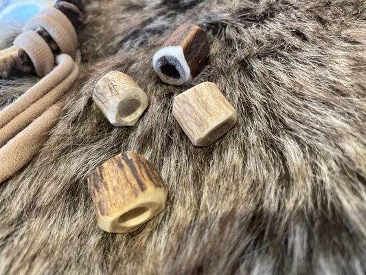 Antler Tip & Burr Toggle Tie Hair Elastic