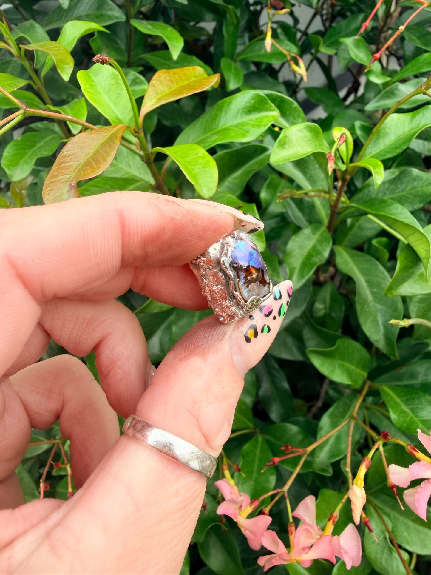 8mm “Eye” abalone shell bead