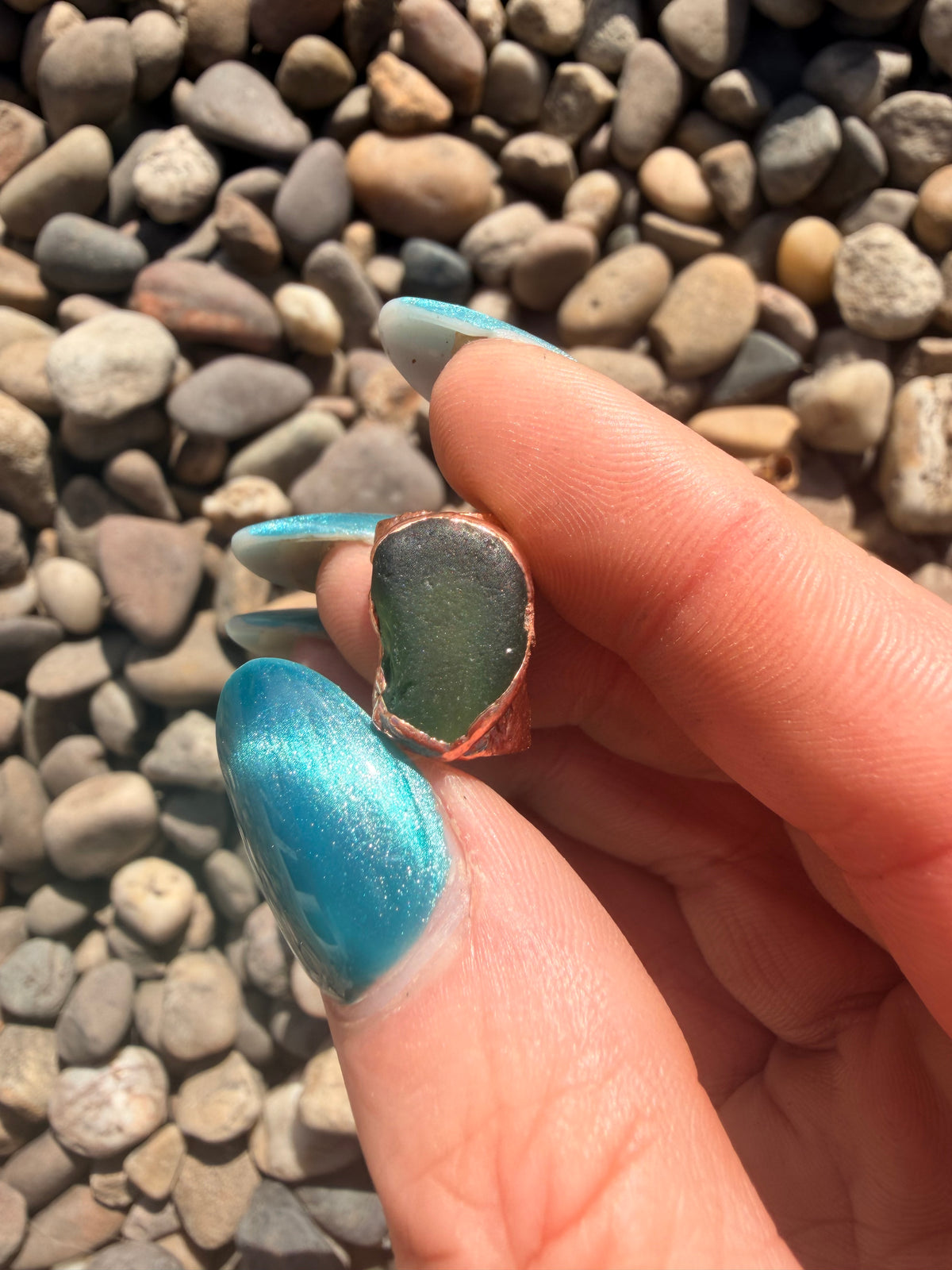 “Chip” Seaglass 8mm Bead