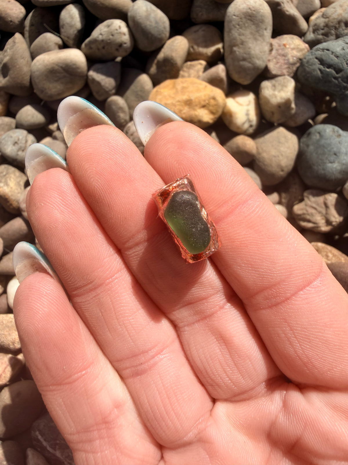 “Bean” 6mm Seaglass Bead