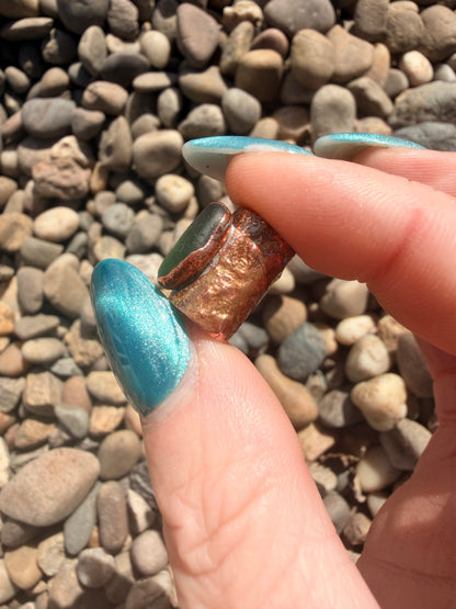 “Tear” 8mm Seaglass bead