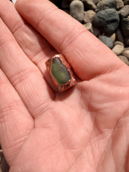 “Tear” 8mm Seaglass bead