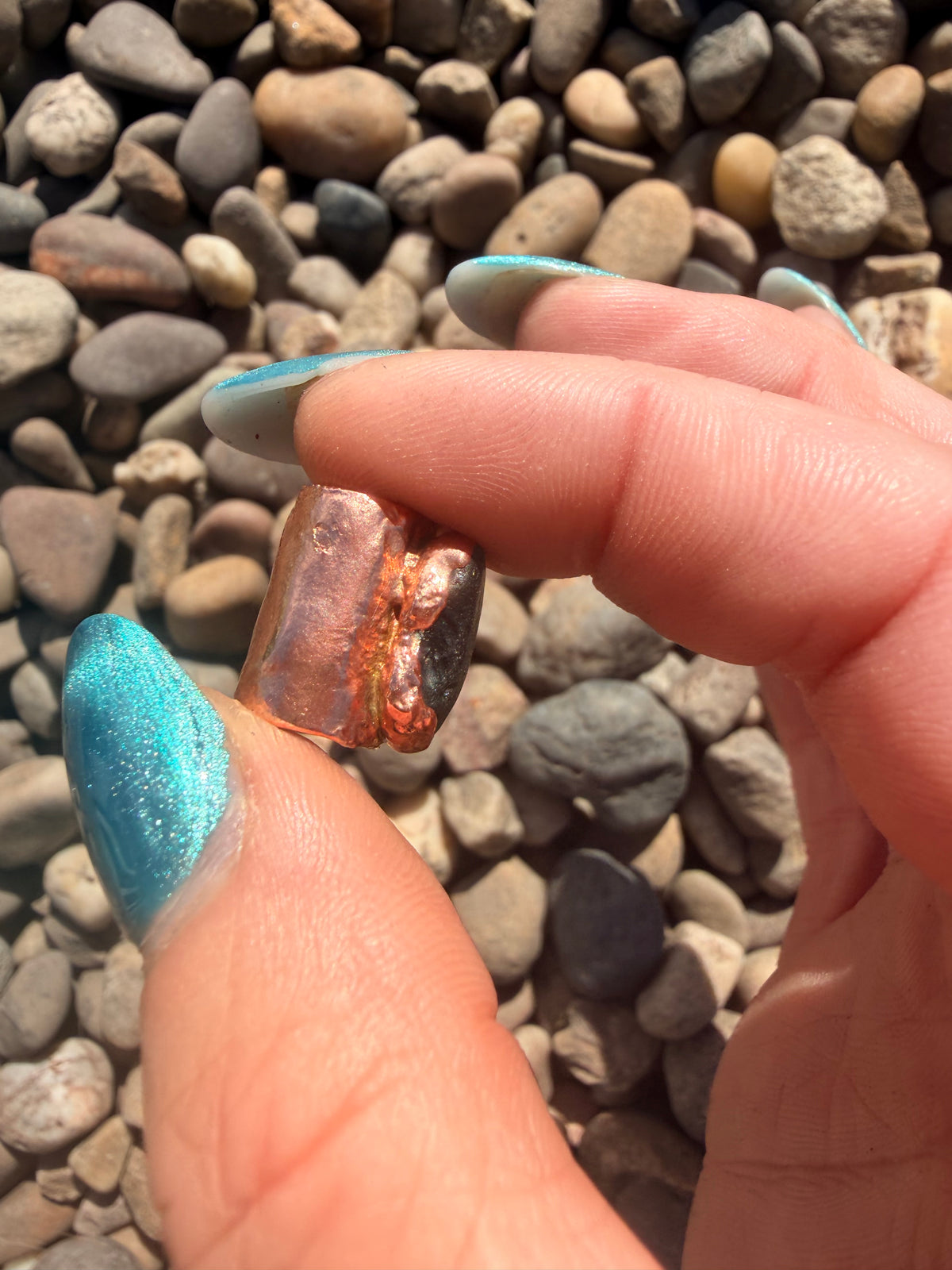 “Chip” Seaglass 8mm Bead