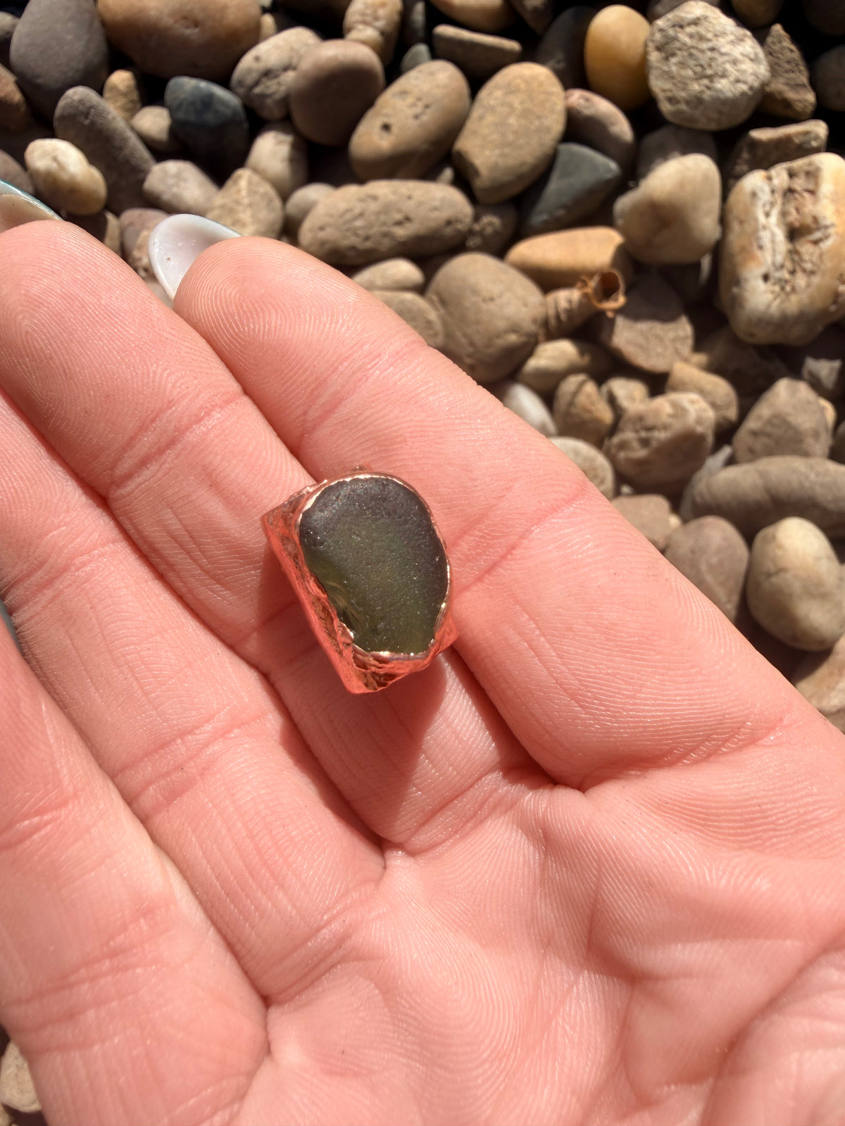 “Chip” Seaglass 8mm Bead